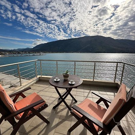 Ocean Views Apartment Plataria Bagian luar foto