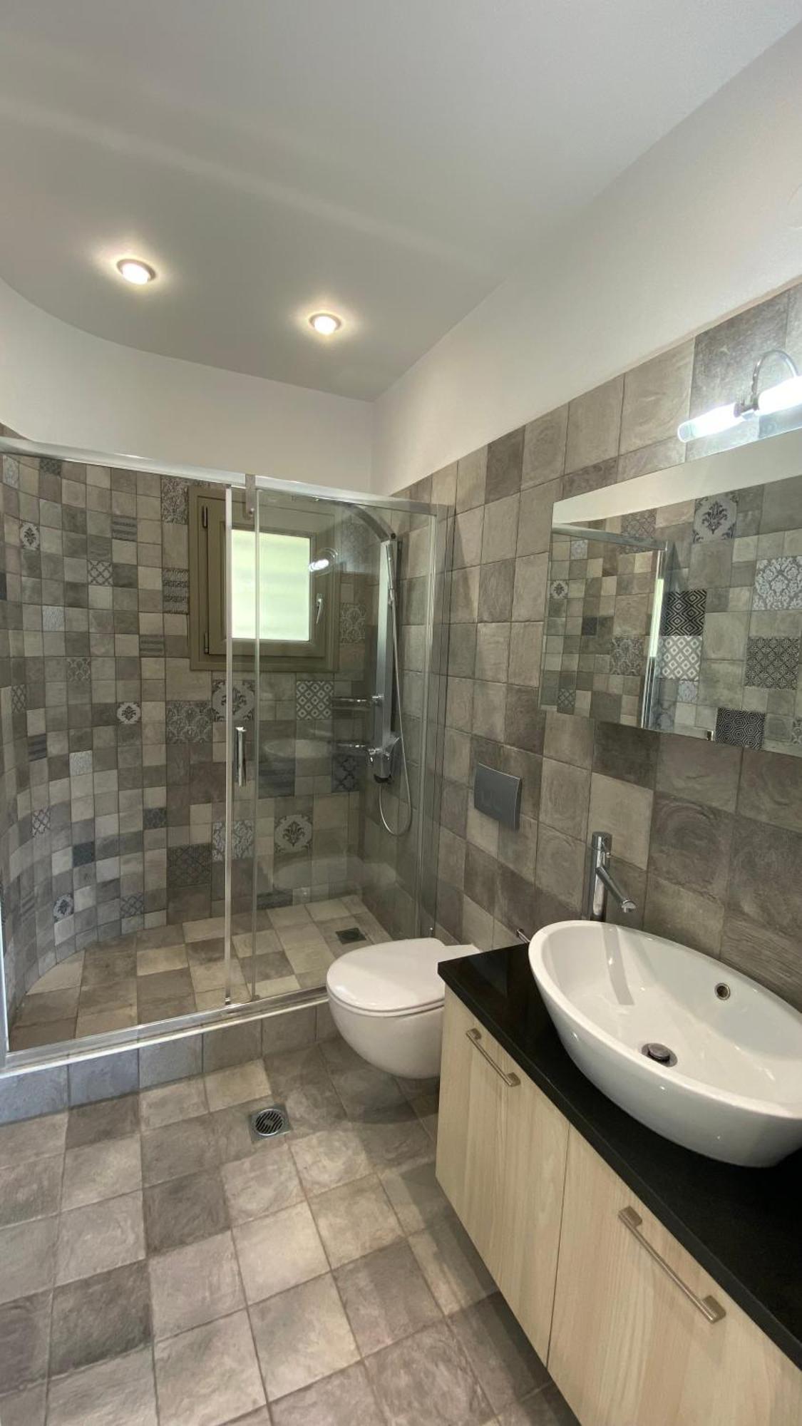 Ocean Views Apartment Plataria Bagian luar foto